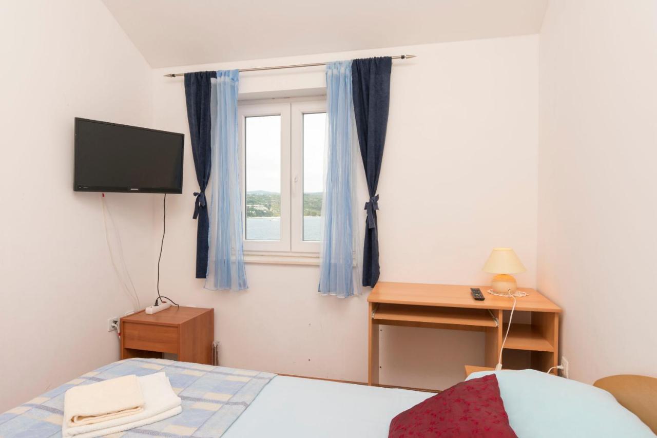 Apartments Vladimir Primošten Eksteriør bilde